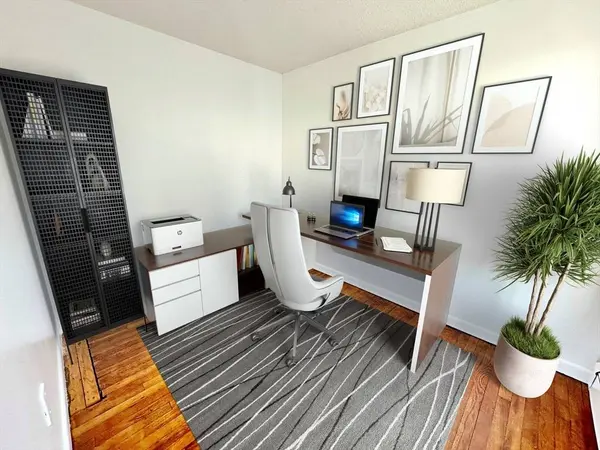 40 Jeffries St #3, Boston, MA 02128