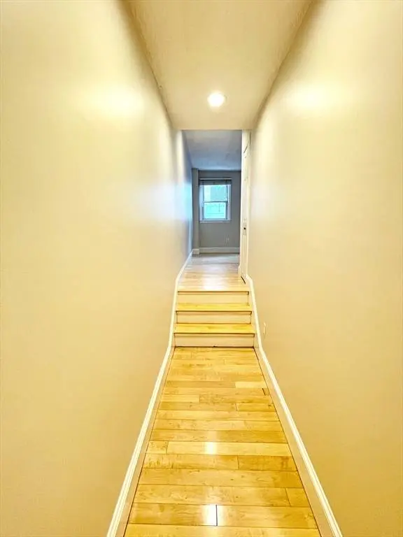 182 Cottage St #101, Boston, MA 02128