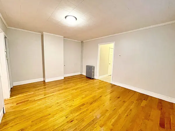 92 Webster St #1, Boston, MA 02128