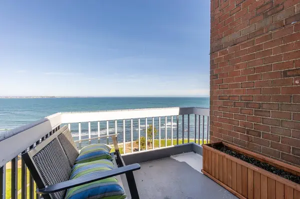 1 Seal Harbor #916, Winthrop, MA 02152
