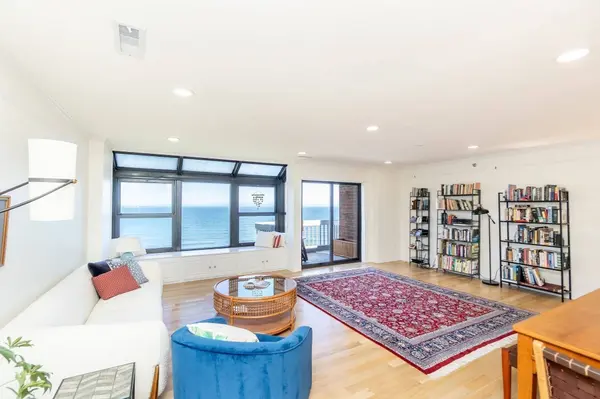1 Seal Harbor #916, Winthrop, MA 02152