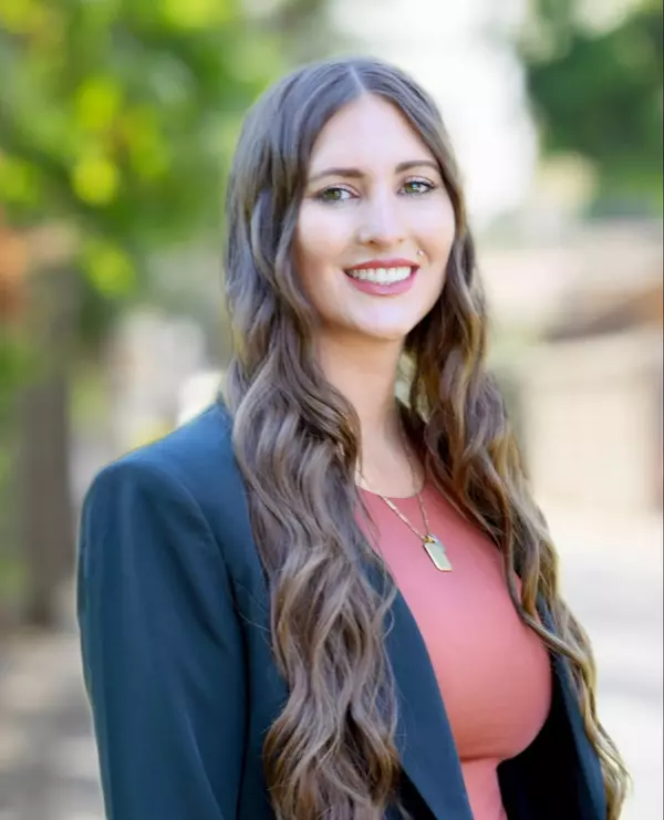 Top Real Estate Agent for Madera and Merced Counties - Meet Jennifer Calley