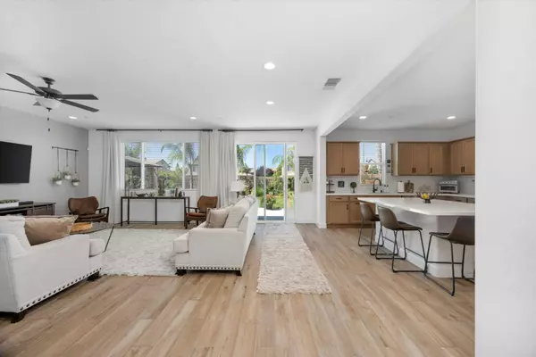 What Should I look for When Touring Homes in Bakersfield? A Buyer's Checklist from the #1 Local Team