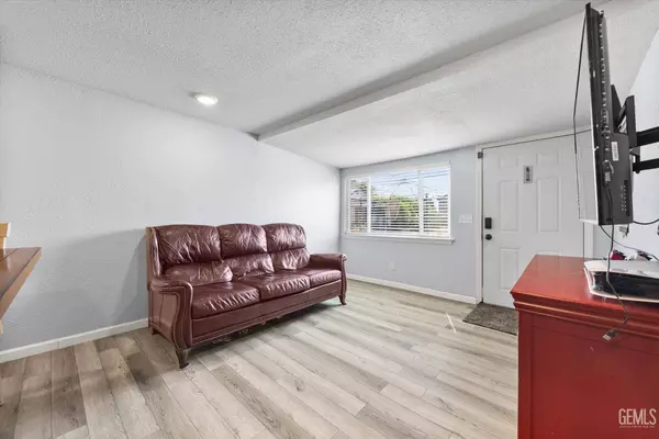 404 Colusa Avenue, Chowchilla, CA 93610