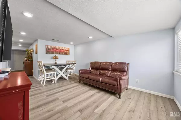 404 Colusa Avenue, Chowchilla, CA 93610