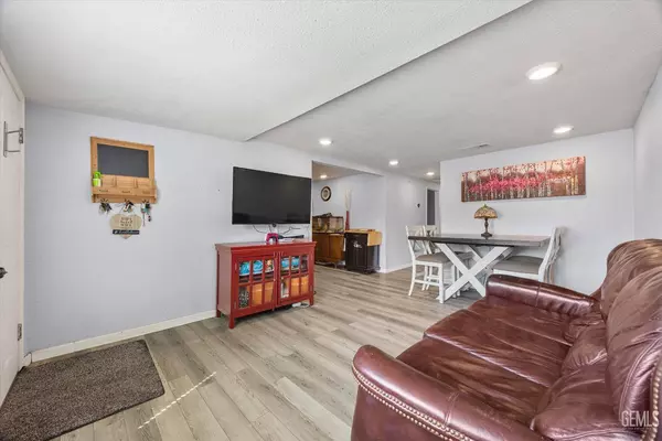 404 Colusa Avenue, Chowchilla, CA 93610