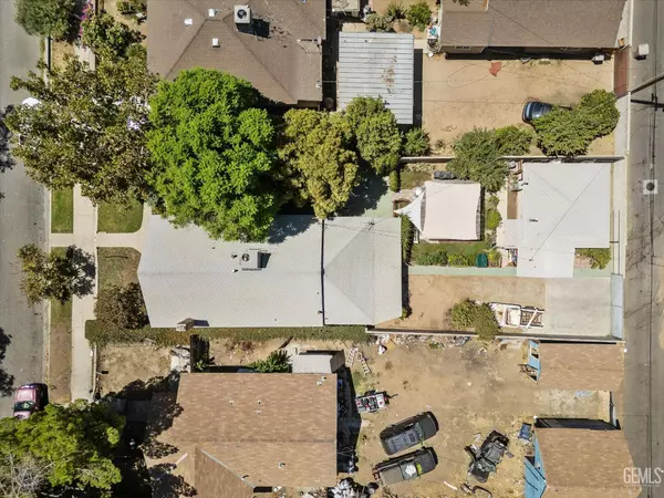 818 Oregon Street, Bakersfield, CA 93305