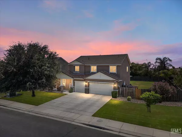 15541 Montalone Place, Bakersfield, CA 93314