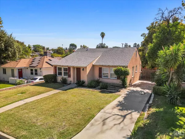 2871 N Inyo Street, Bakersfield, CA 93305