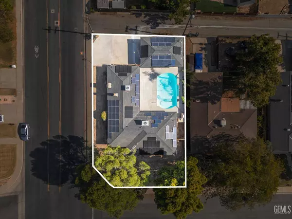 3913 Crescent Drive, Bakersfield, CA 93306