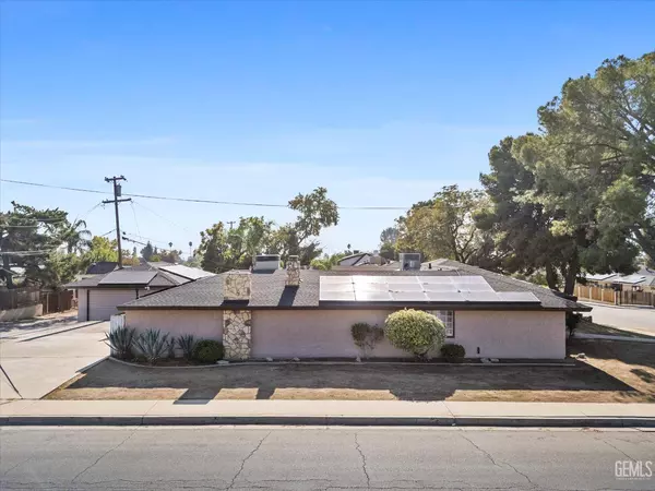 3913 Crescent Drive, Bakersfield, CA 93306