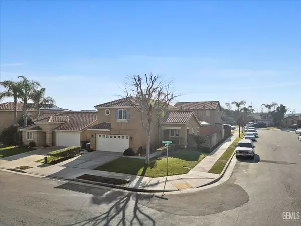 6629 Starbright Drive, Bakersfield, CA 93313