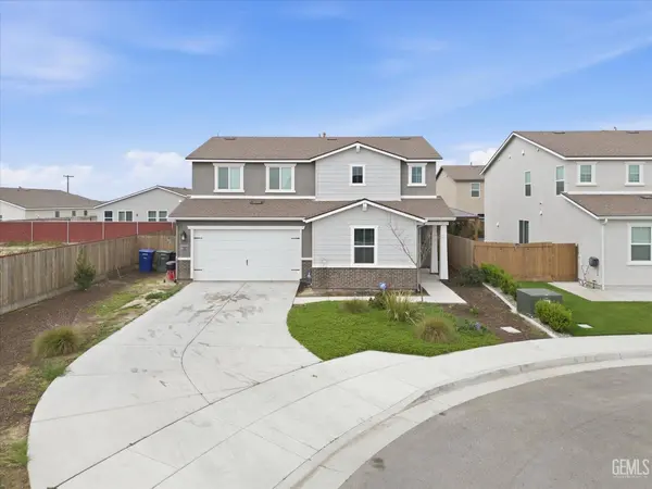 7215 Shooting Star Court, Bakersfield, CA 93311