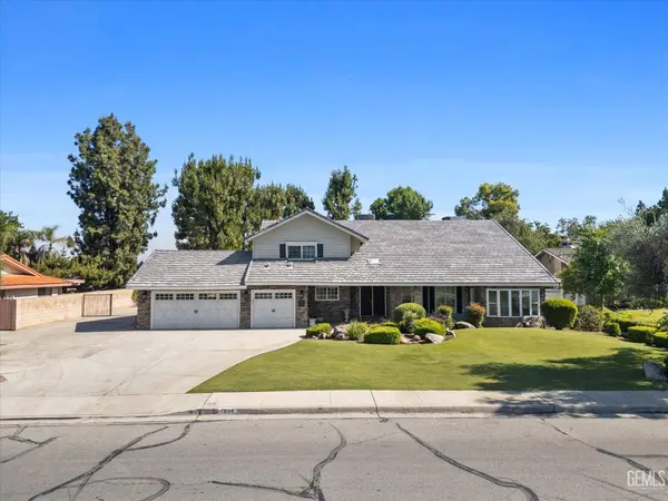 7604 Saddleback Drive, Bakersfield, CA 93309