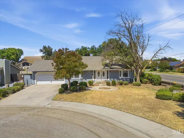 813 Holiday Way, Chowchilla, CA 93610