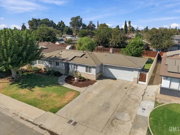 1324 Emery Avenue, Bakersfield, CA 93304