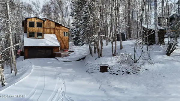 27333 Golden Eagle CT, Chugiak, AK 99567