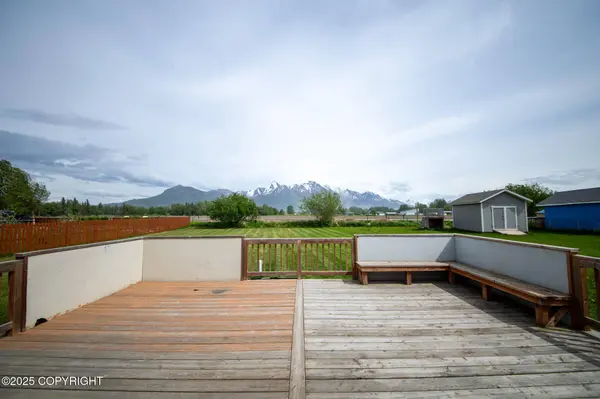 14028 E Jersey LOOP, Palmer, AK 99645