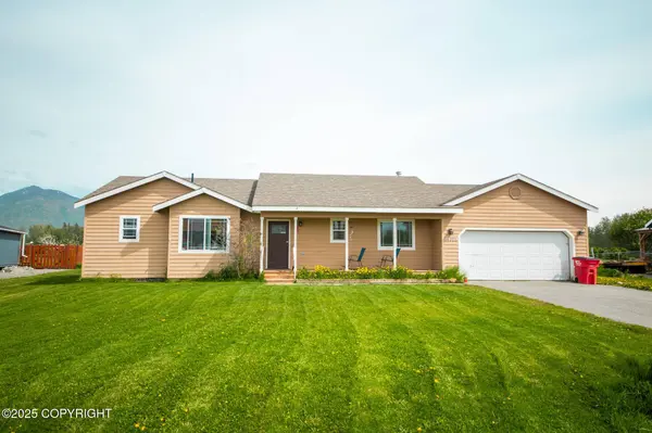 14028 E Jersey LOOP, Palmer, AK 99645