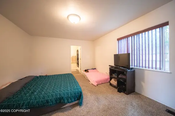 13939 Fire Creek Trail Dr 21, Eagle River, AK 99577