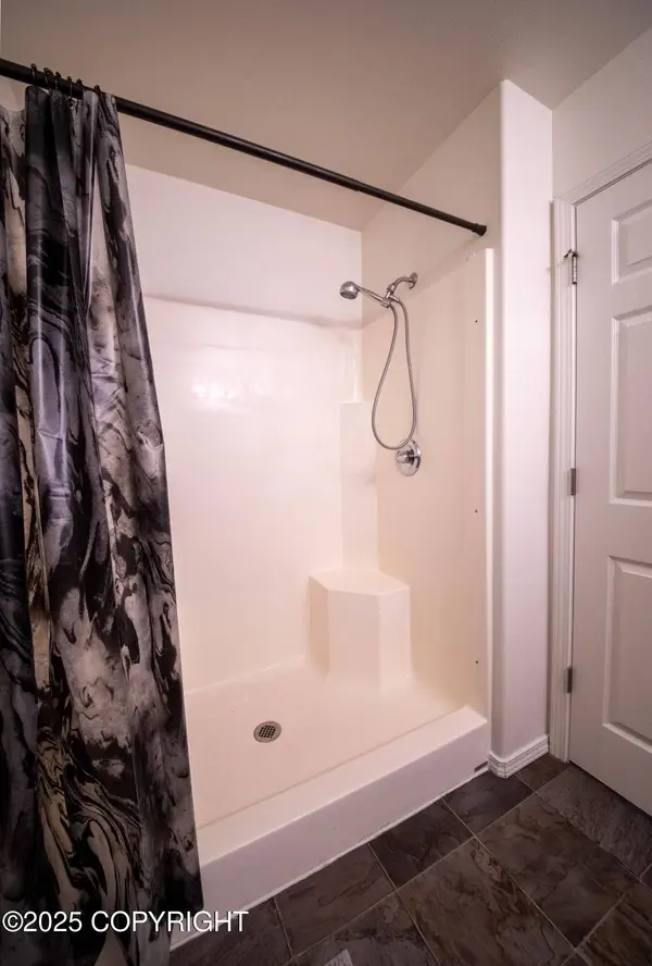 13939 Fire Creek Trail Dr 21, Eagle River, AK 99577