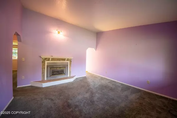 7111 Genny CIR, Anchorage, AK 99507