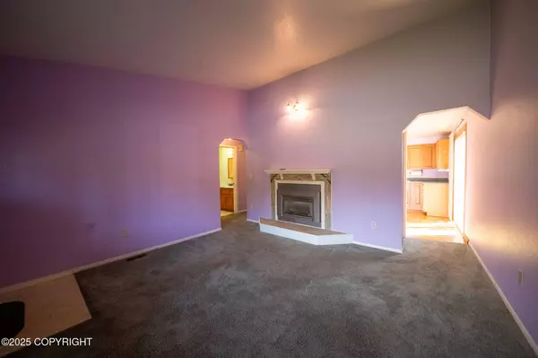 7111 Genny CIR, Anchorage, AK 99507