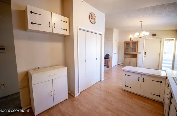 7741 Maryland AVE, Anchorage, AK 99504