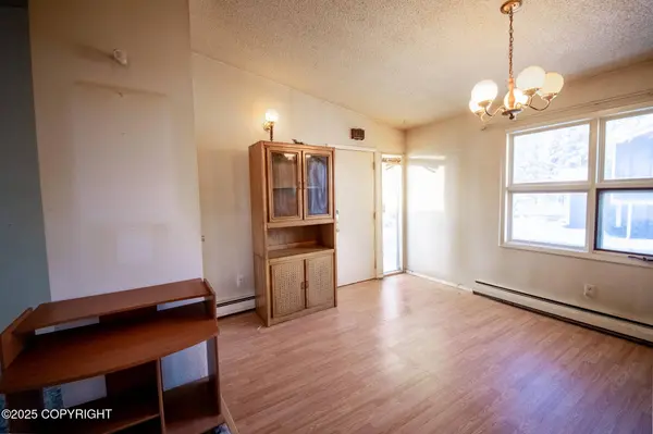 7741 Maryland AVE, Anchorage, AK 99504