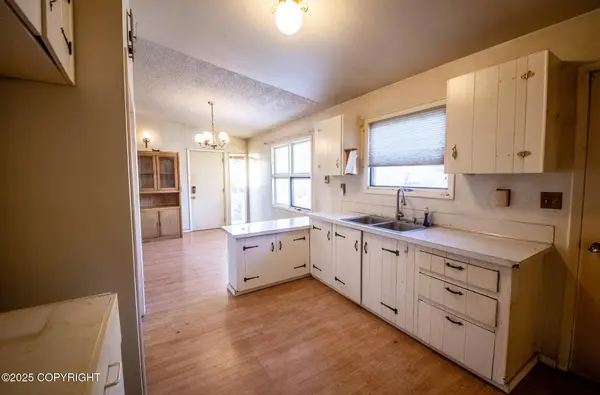 7741 Maryland AVE, Anchorage, AK 99504