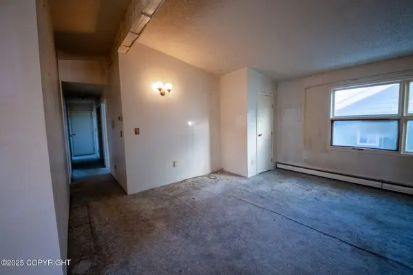 7741 Maryland AVE, Anchorage, AK 99504