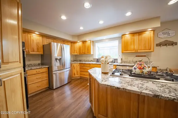 4600 E Pamela DR, Wasilla, AK 99654