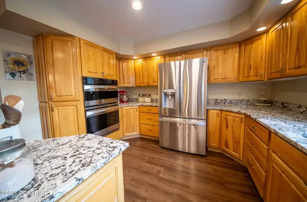 4600 E Pamela DR, Wasilla, AK 99654