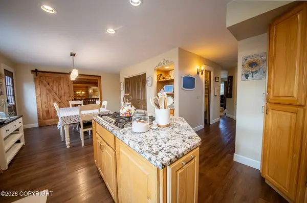 4600 E Pamela DR, Wasilla, AK 99654