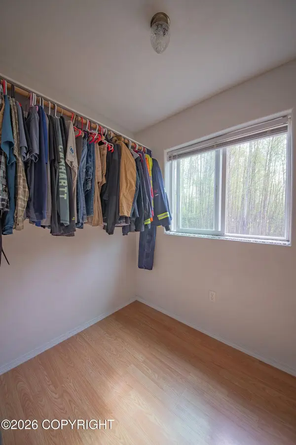 3071 N Duke DR, Houston, AK 99623