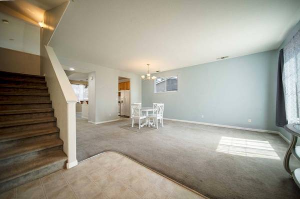 1957 Waldo WAY, Dinuba, CA 93618