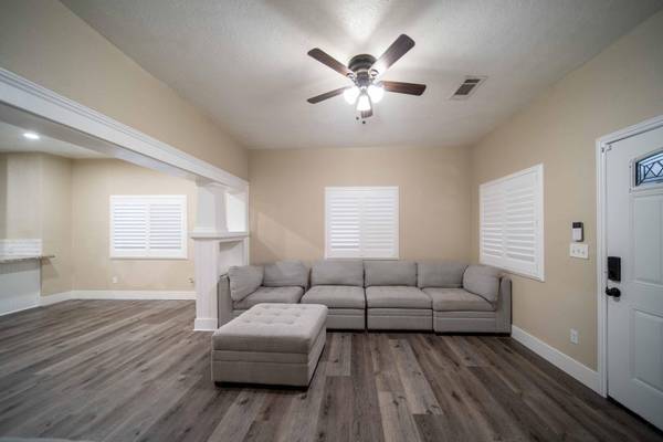 1834 Young Street, Selma, CA 93662