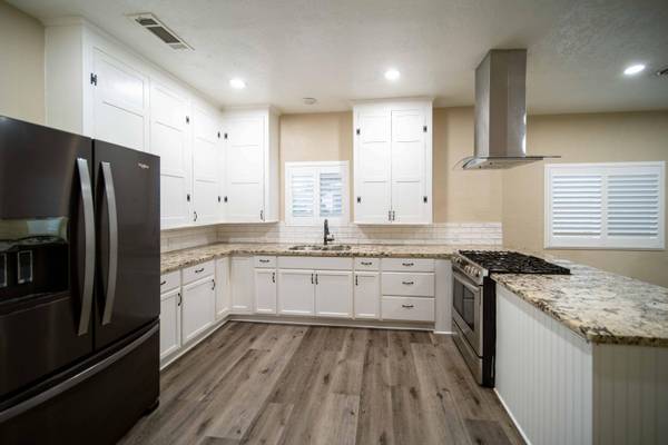 1834 Young Street, Selma, CA 93662