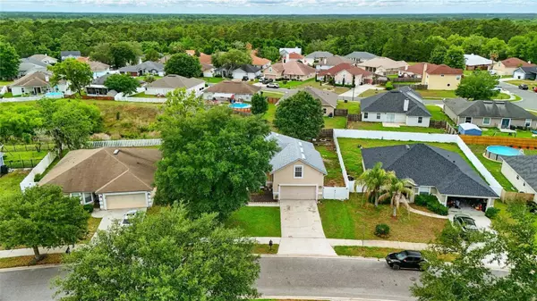 3208 GINNY LAKE DR, Middleburg, FL 32068