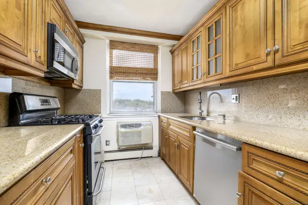 65 Glenbrook Road #APT 6B, Stamford, CT 06902