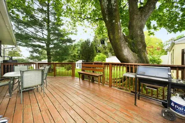 87 Charles Street, Stamford, CT 06902