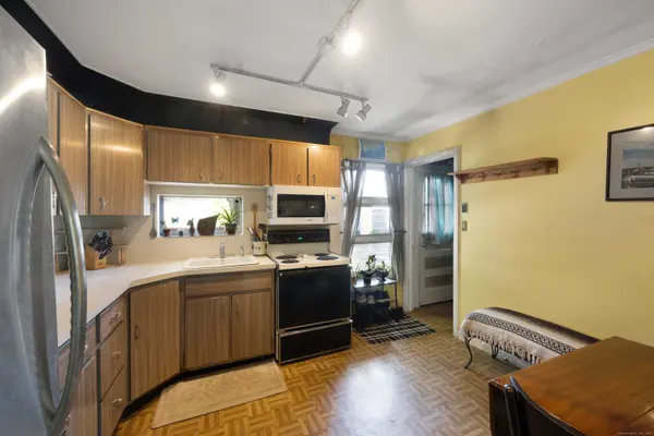 87 Charles Street, Stamford, CT 06902