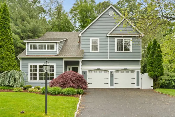 65 Macarthur Lane #APT 6, Stamford, CT 06902