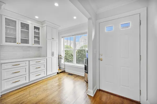 85 Camp Avenue #APT 11J, Stamford, CT 06907