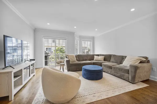 85 Camp Avenue #APT 11J, Stamford, CT 06907