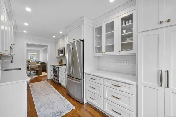 85 Camp Avenue #APT 11J, Stamford, CT 06907