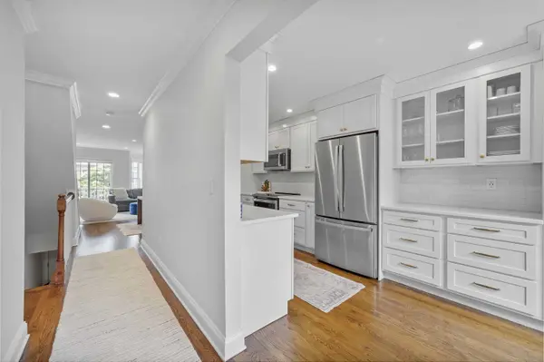 85 Camp Avenue #APT 11J, Stamford, CT 06907