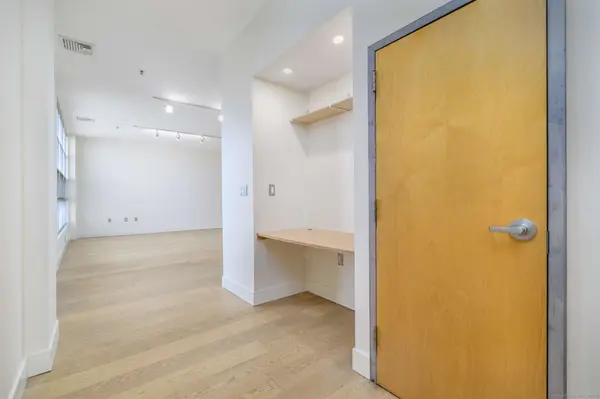 10 Ann Street #APT 206, Norwalk, CT 06854