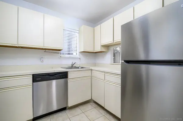 2437 Bedford Street #G7, Stamford, CT 06905