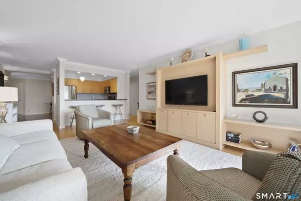 25 Forest Street #APT 8A, Stamford, CT 06901